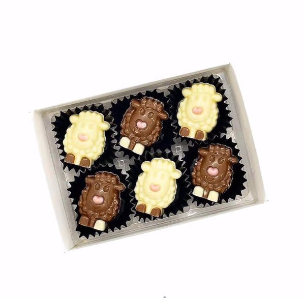 Praline Lakeland Sheep Box