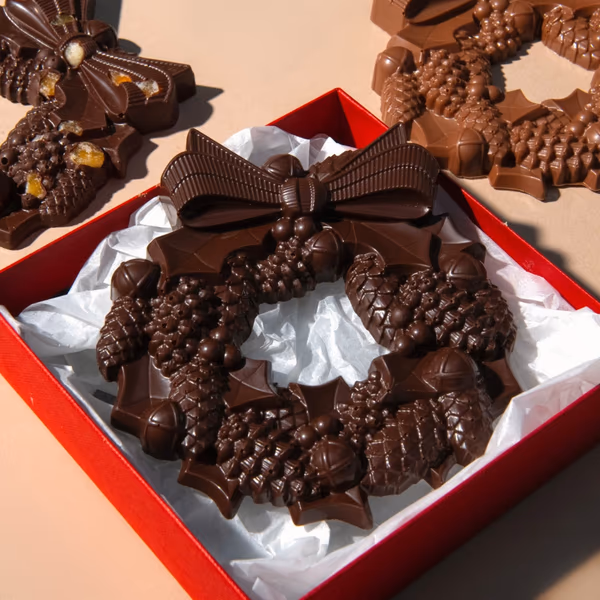 75% Solomon Islands Christmas Chocolate Wreath