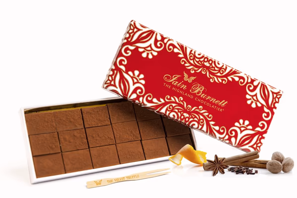 18 Velvet Truffles Festive Spice - Limited Edition