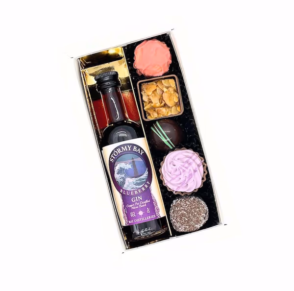 Boozy Box- Blueberry Stormy Bay Gin
