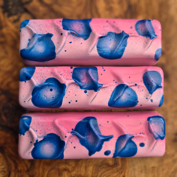 Cherry, Disaronno & Almond Bar